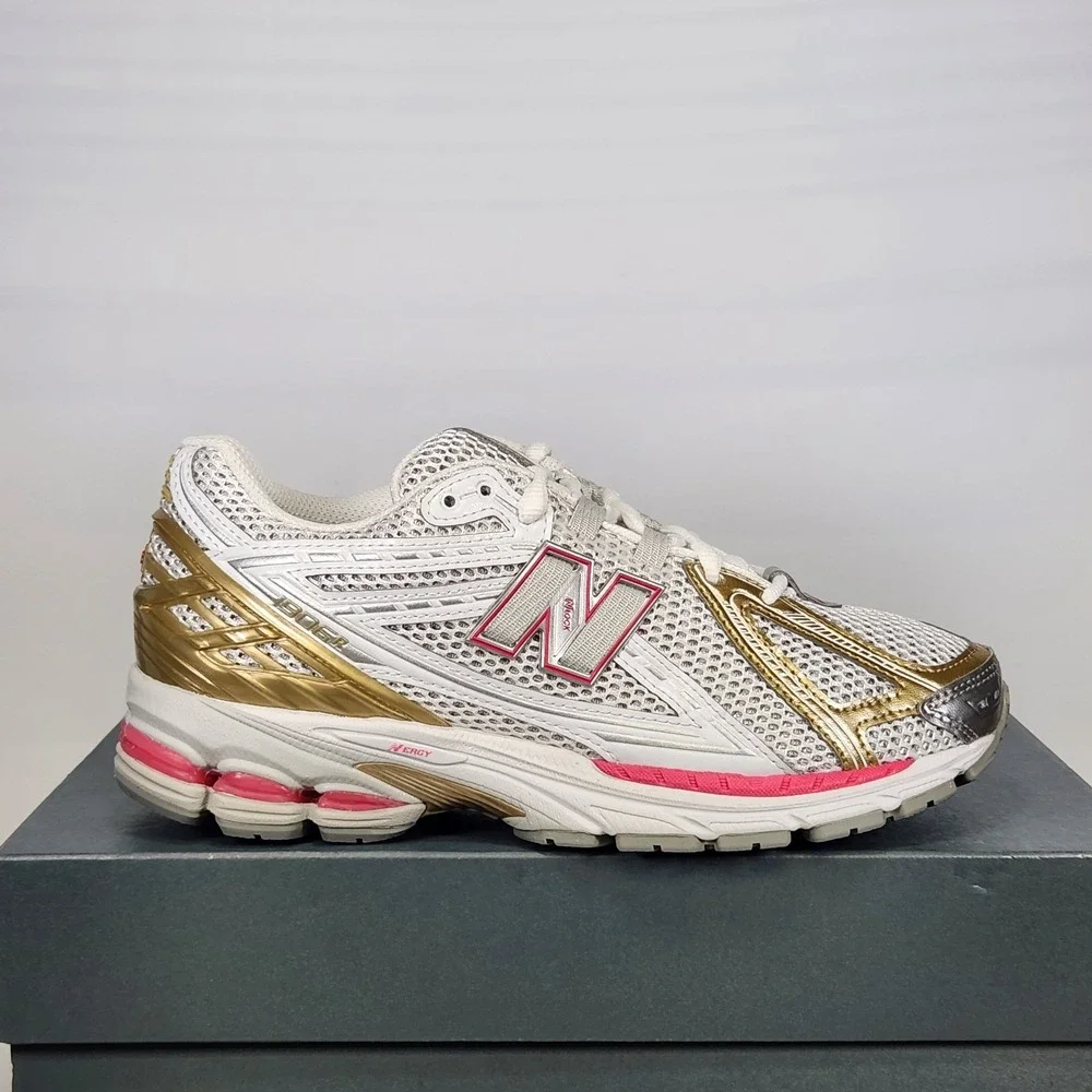 New Balance 1906R Sneakers Women Size 8 Grey Pink Gold Metallic Running Shoes